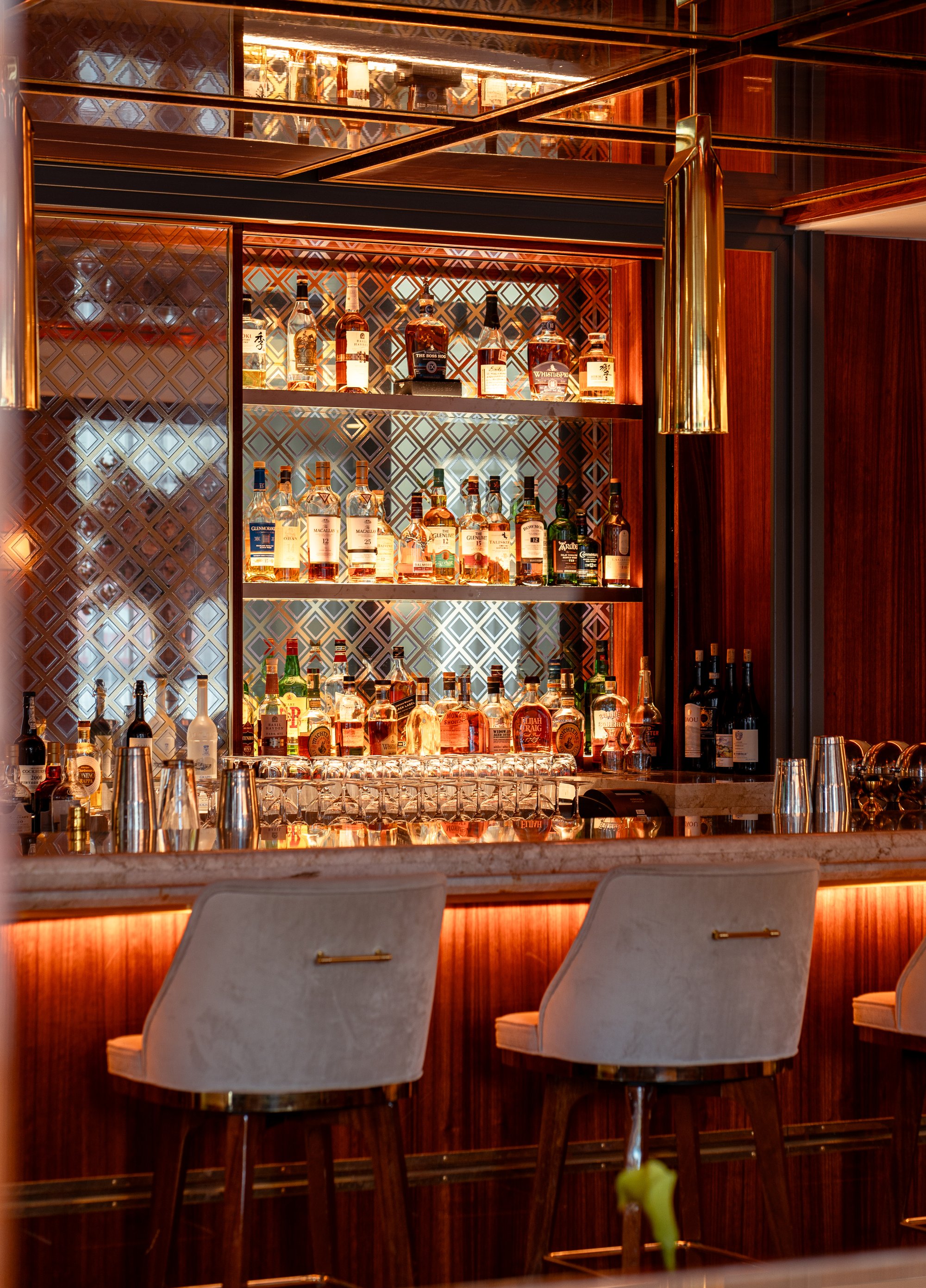 Thermia, Restaurant in Providence
