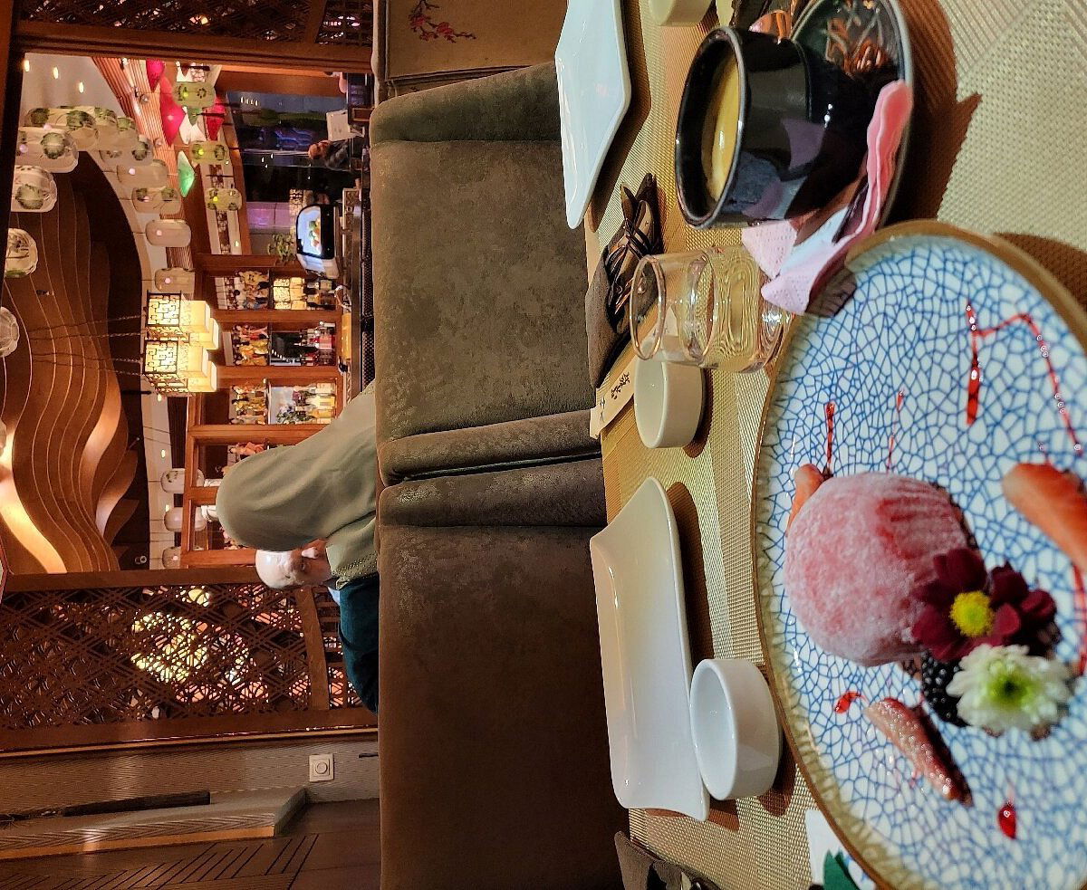 Kenzo (كنزو), Restaurant in تهران