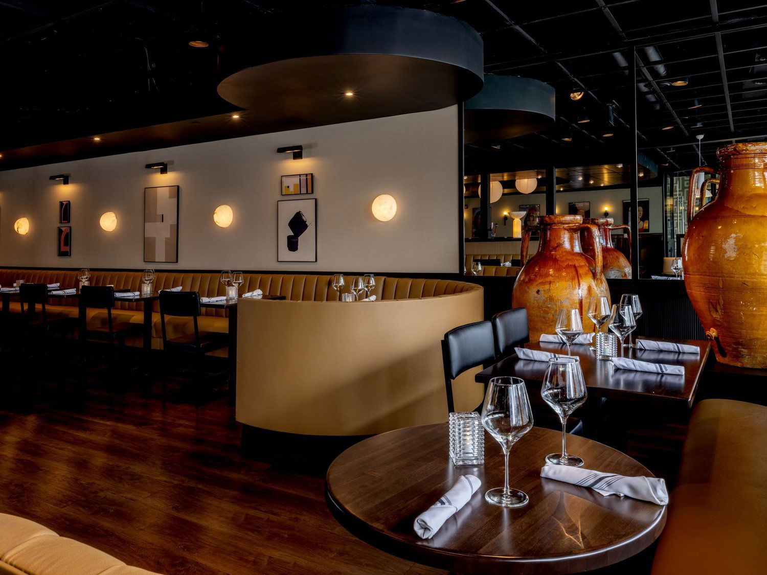Milano, Restaurant in Latham