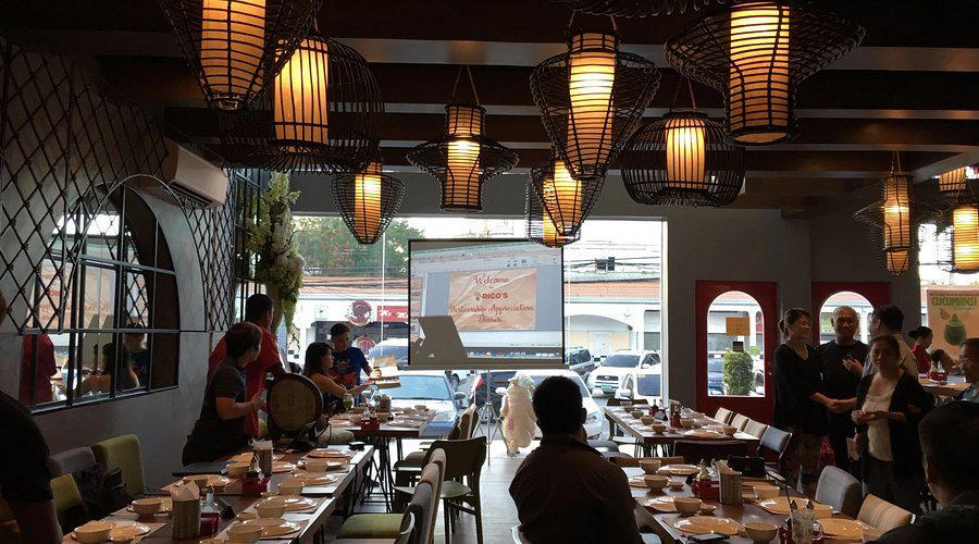 Rico's Lechon restaurant in Lapu Lapu, Philippines