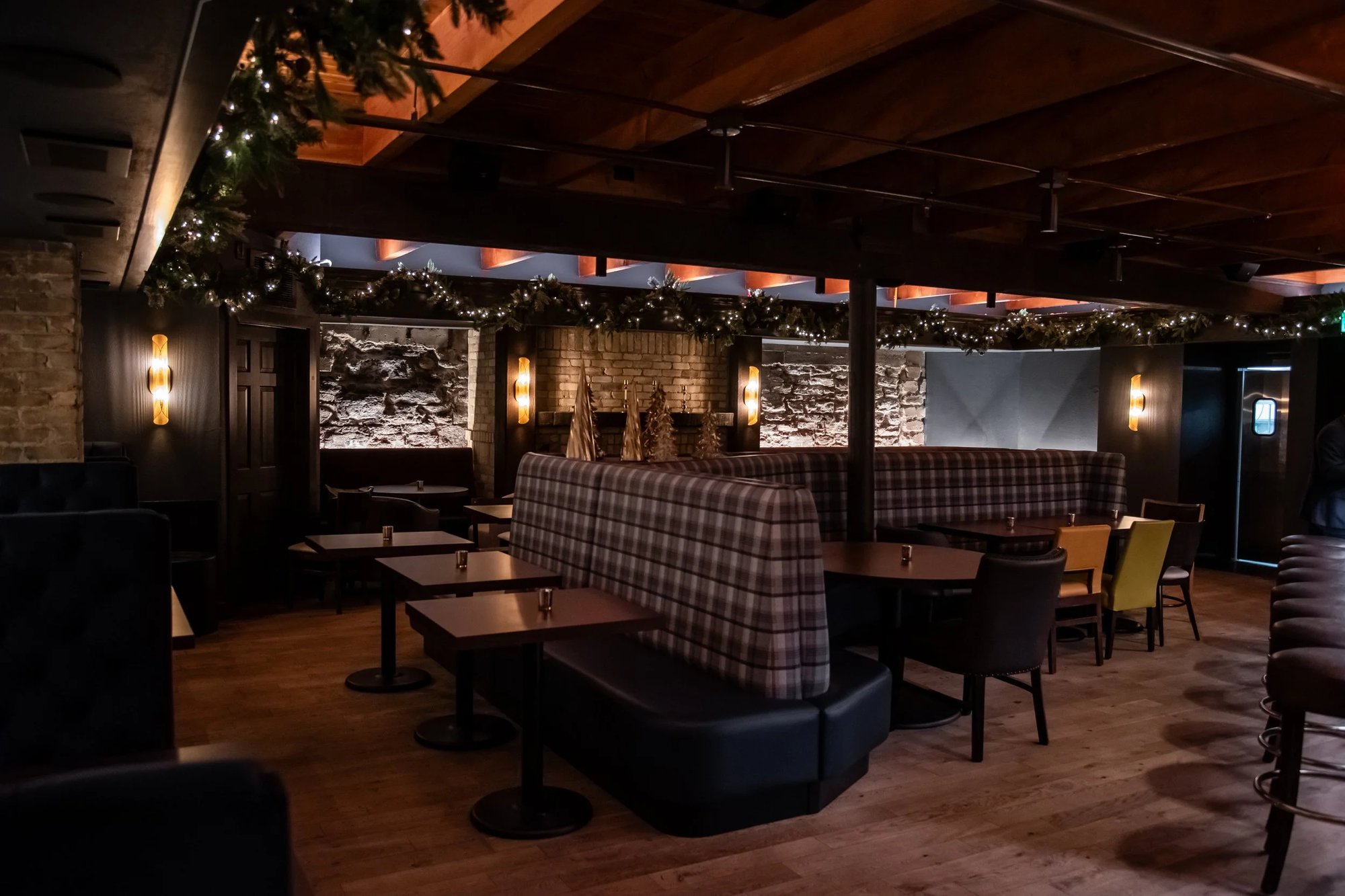 Parlour Excelsior, Excelsior, United States