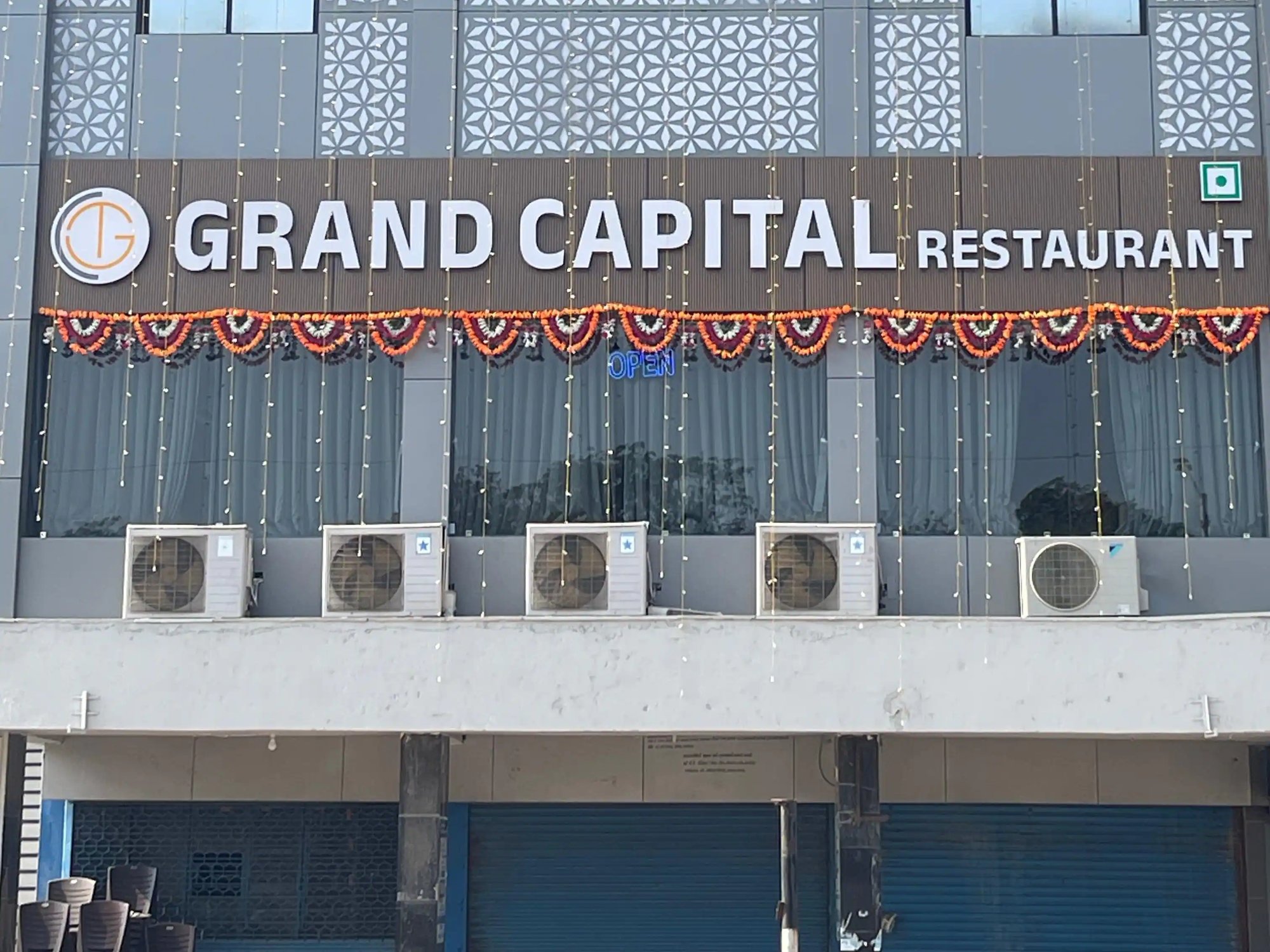 THE GRAND CAPITAL RESTAURANT