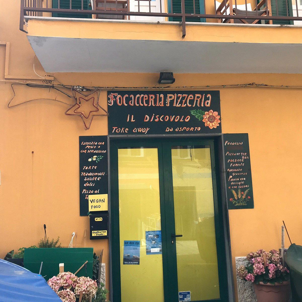 Via Antonio Discovolo restaurant in Riomaggiore