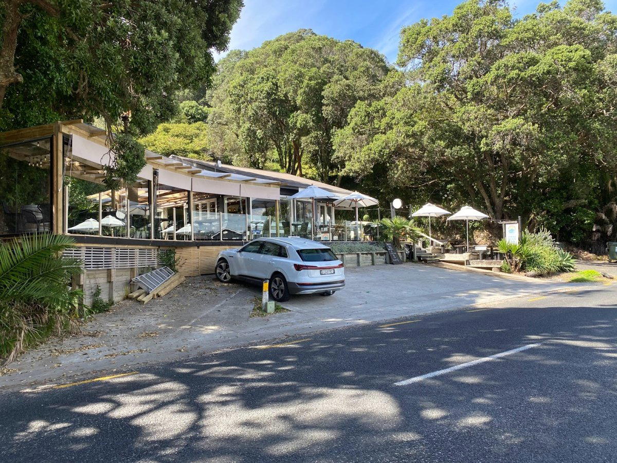 Tairua Beach Club restaurant in Tairua