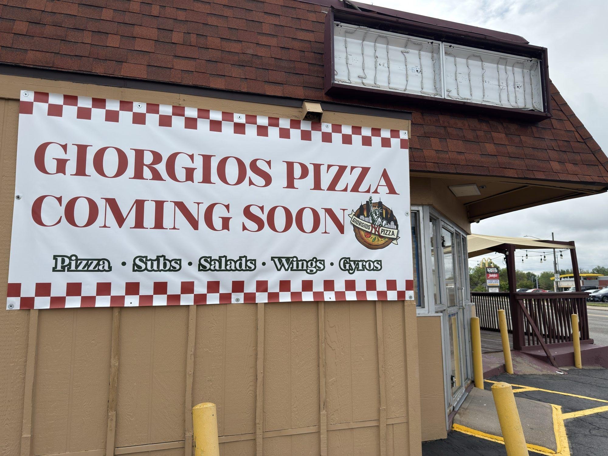 Giorgios Pizza, Restaurant in Denver