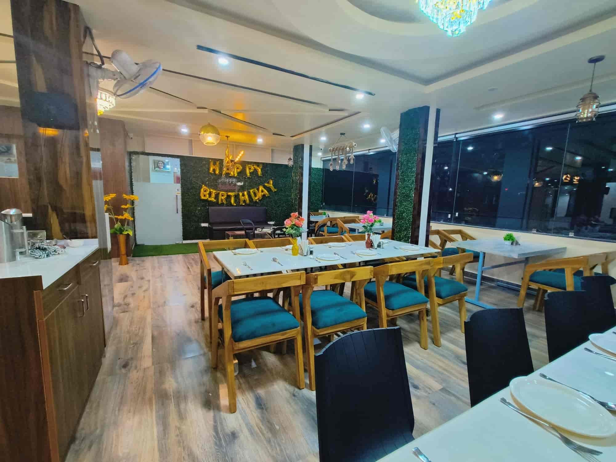 Level up Restaurant and Banquet Hall restaurant in Patna, India