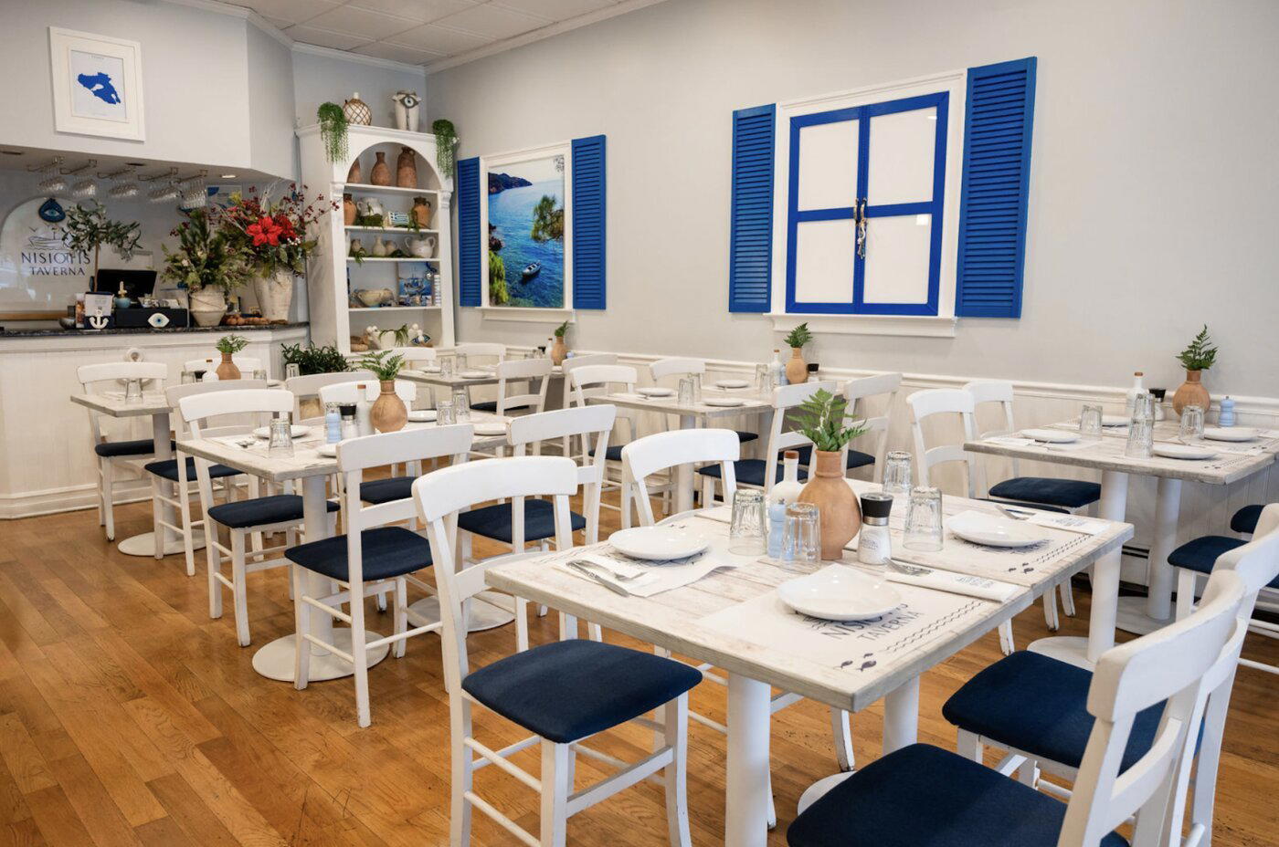 Nisiotis Taverna restaurant in Teaneck, United States
