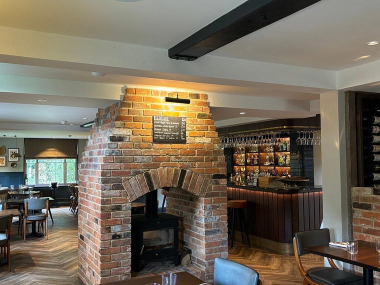 Olivier at The Chequers, Aston Tirrold, United Kingdom
