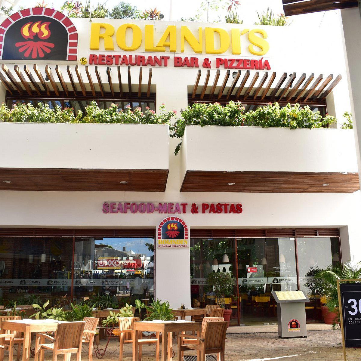 Rolandis Playacar restaurant in Playa del Carmen, Mexico