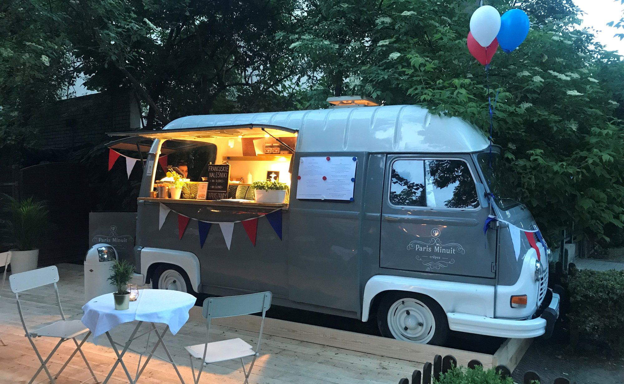 Paris Minuit, Restaurant in Warsaw