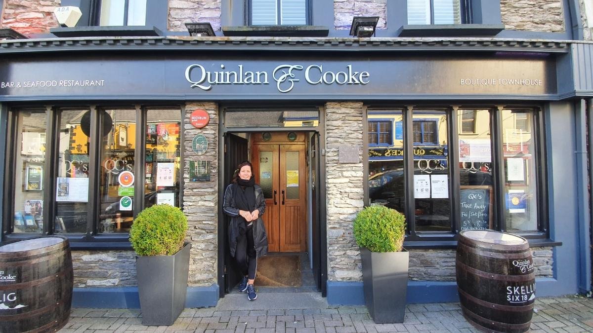 Quinlan & Cooke, Restaurant in Caher