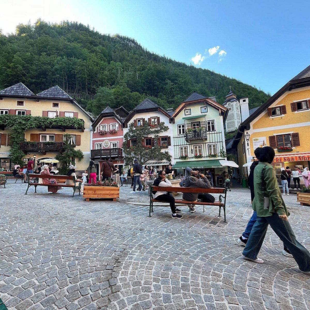 Marketbeisl zur Ruth restaurant in Hallstatt, Austria