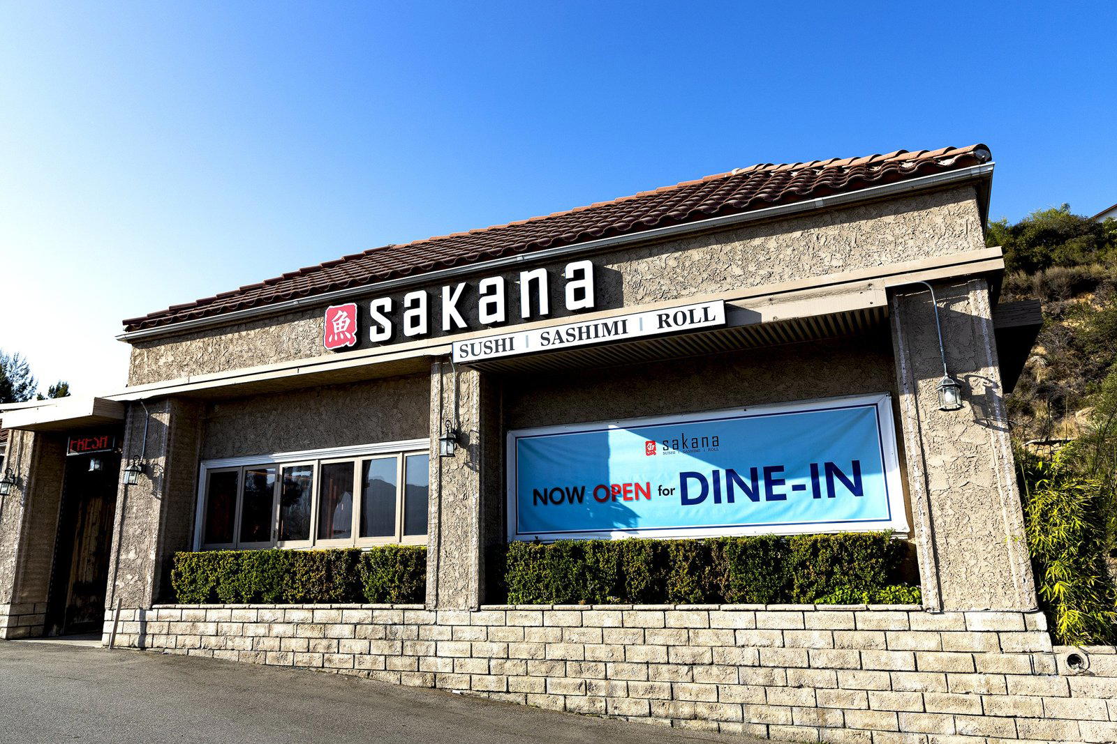 Sakana Sushi & Grill restaurant in La Cañada Flintridge, United States