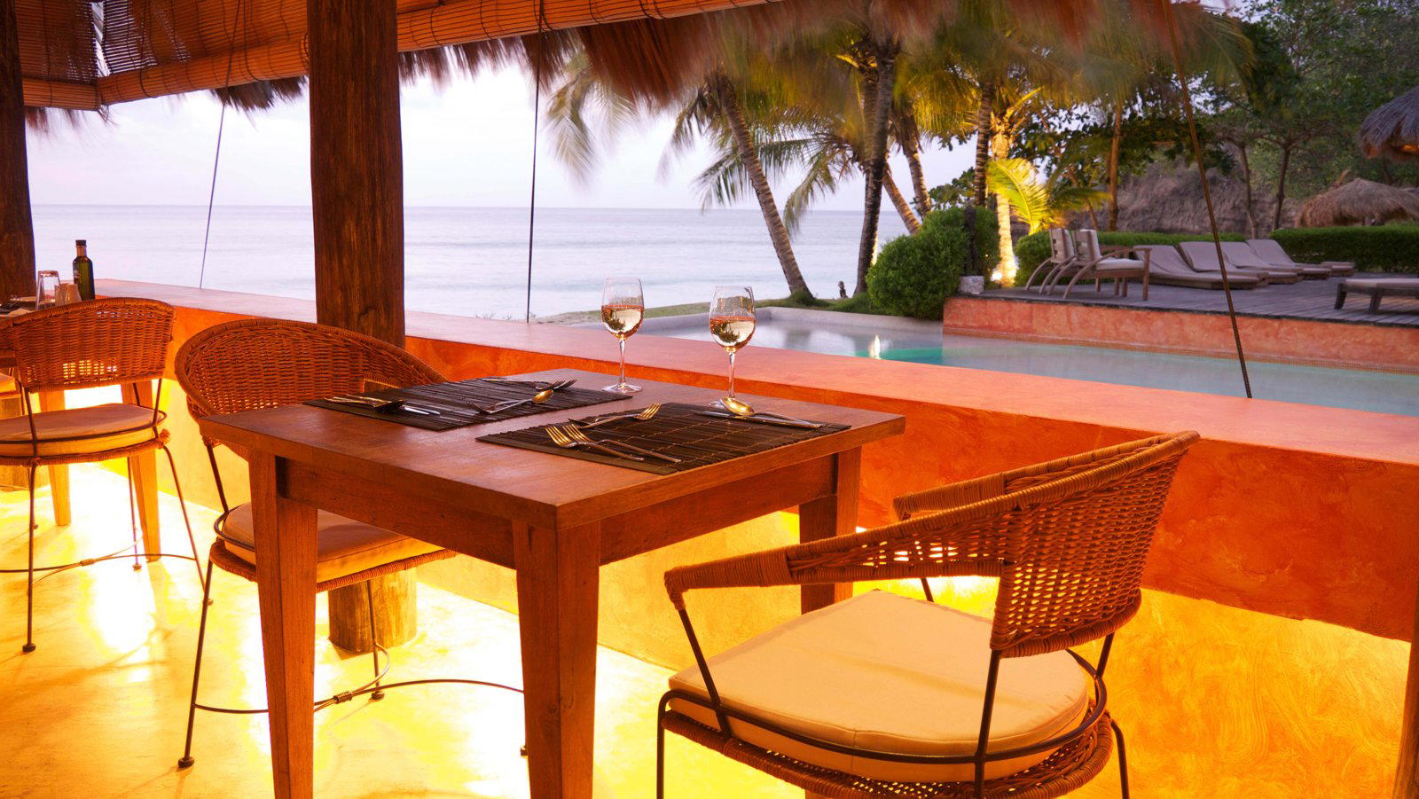 Laluna Restaurant restaurant in St. George's