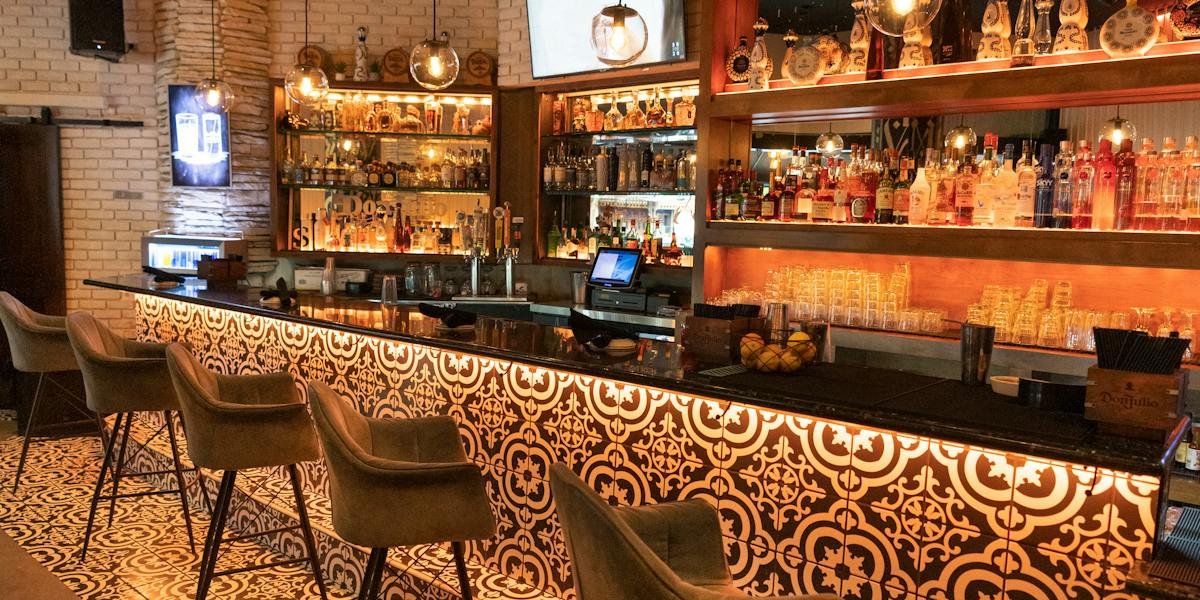Agaves Kitchen & Tequila, Restaurant in Long Beach