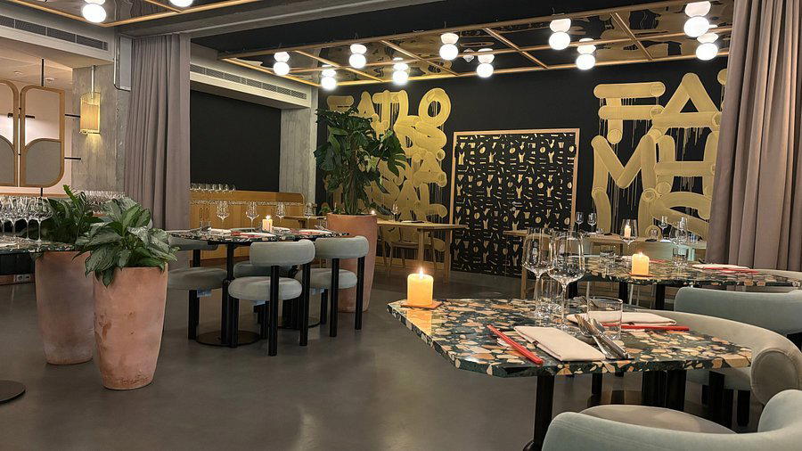 Mural restaurant in Istanbul