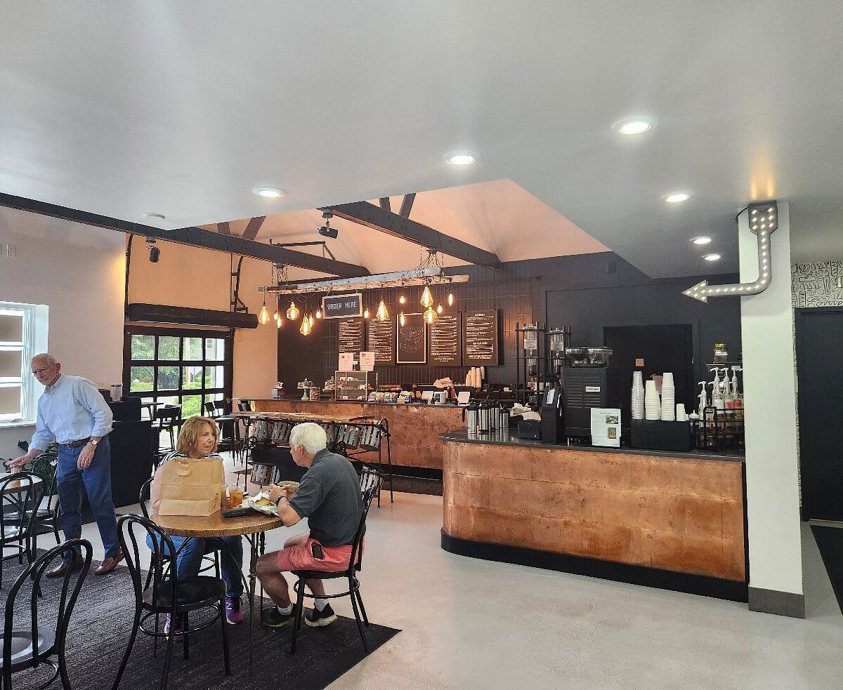 The Corner Market, Restaurant in Carmel
