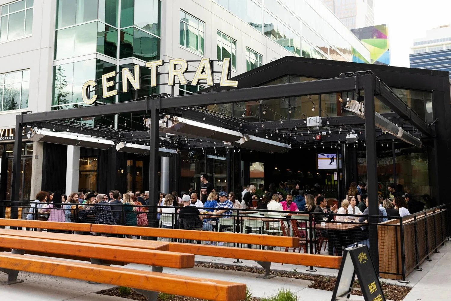 Central Restaurants - Calgary Beltline restaurant in Calgary, Canada