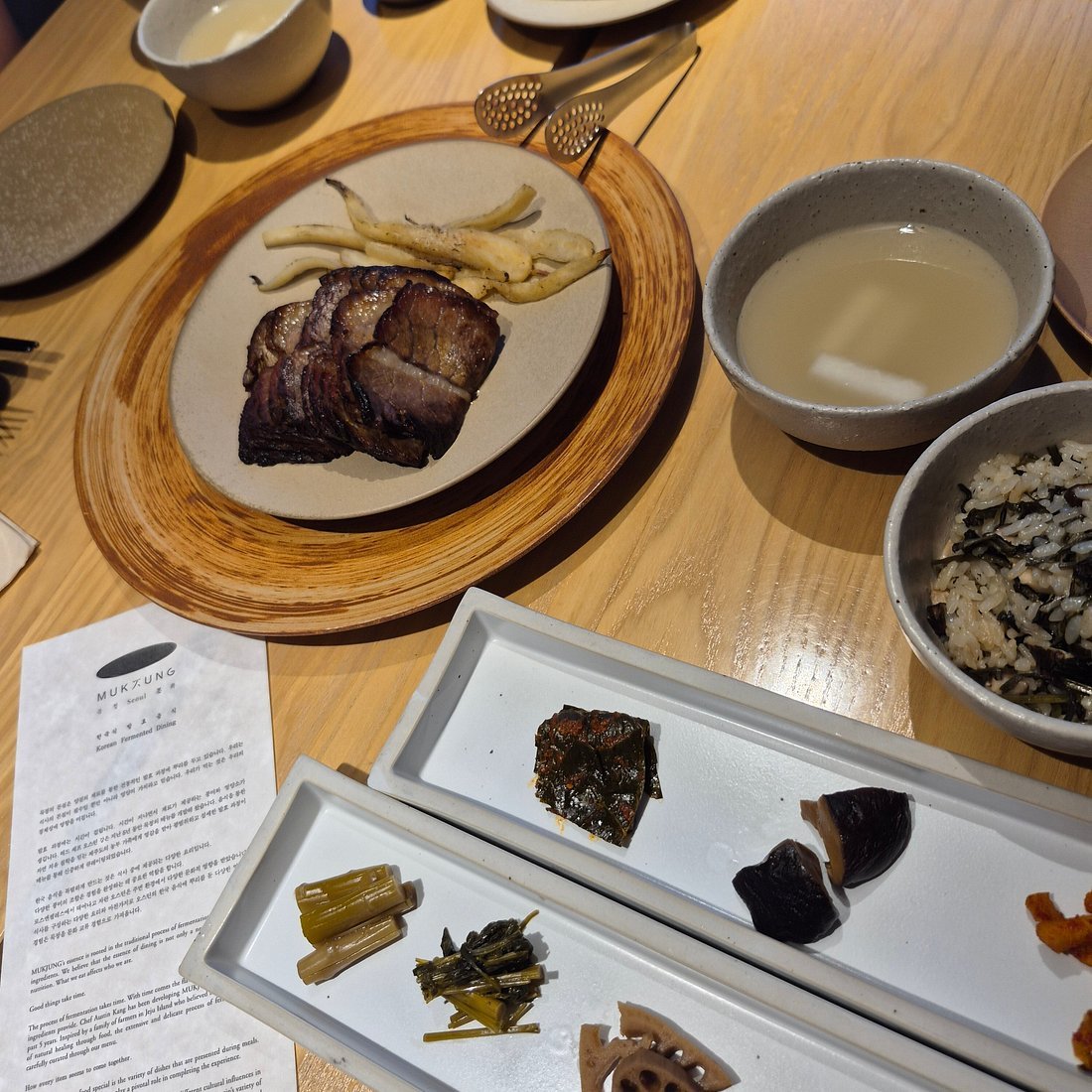 Mukjung restaurant in Seoul, South Korea