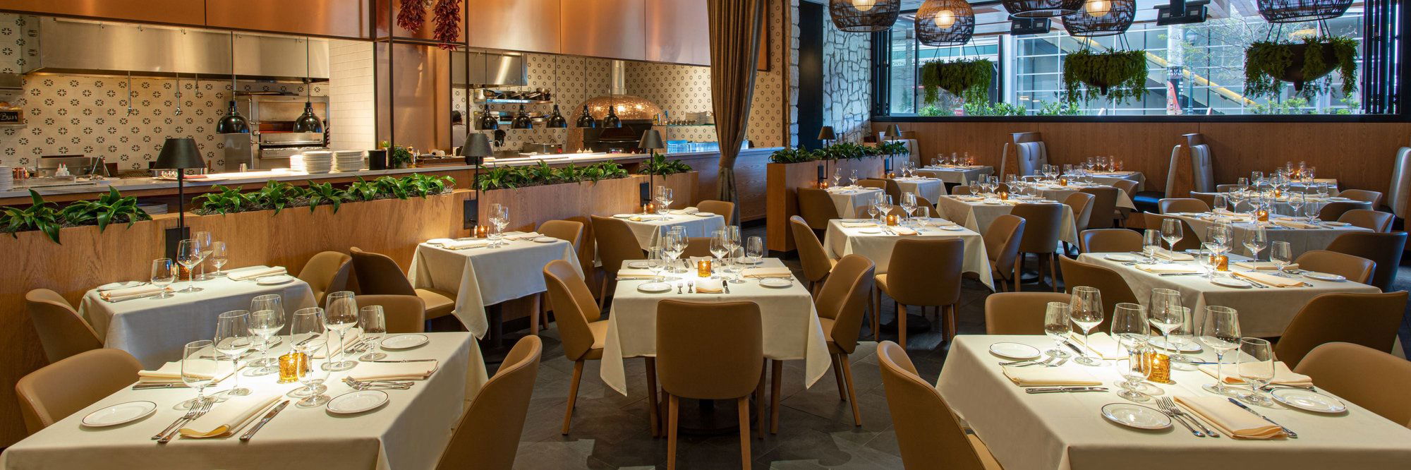 Dean's Italian Steakhouse, Restaurant in Charlotte