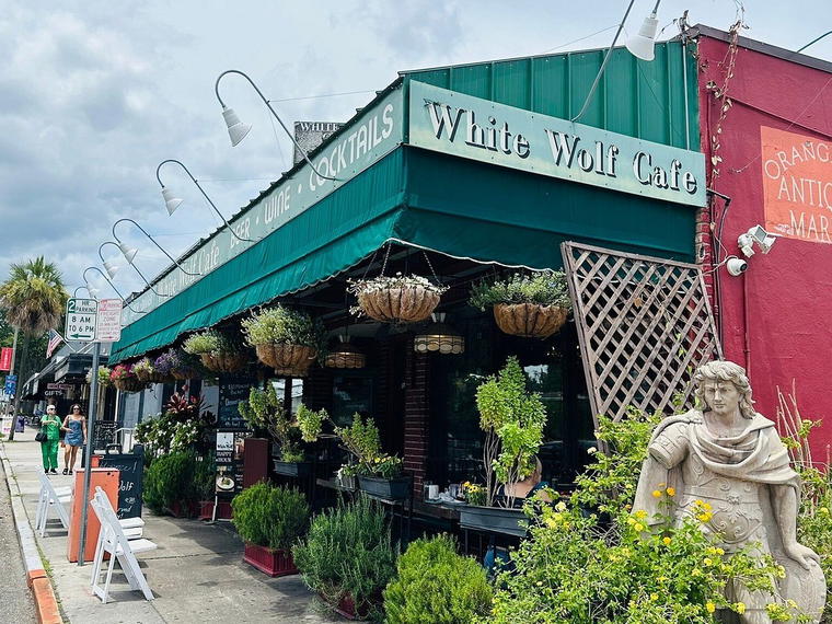 White Wolf Cafe, Orlando, United States