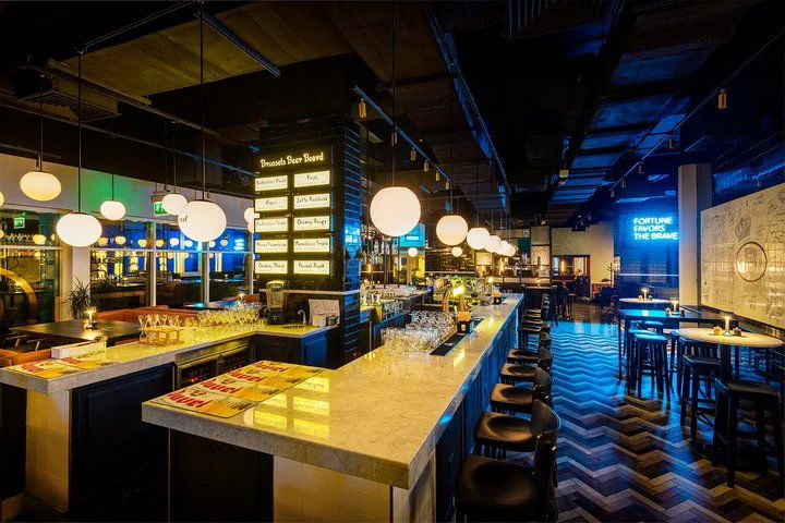 Le Petit Belge, Restaurant in Muscat