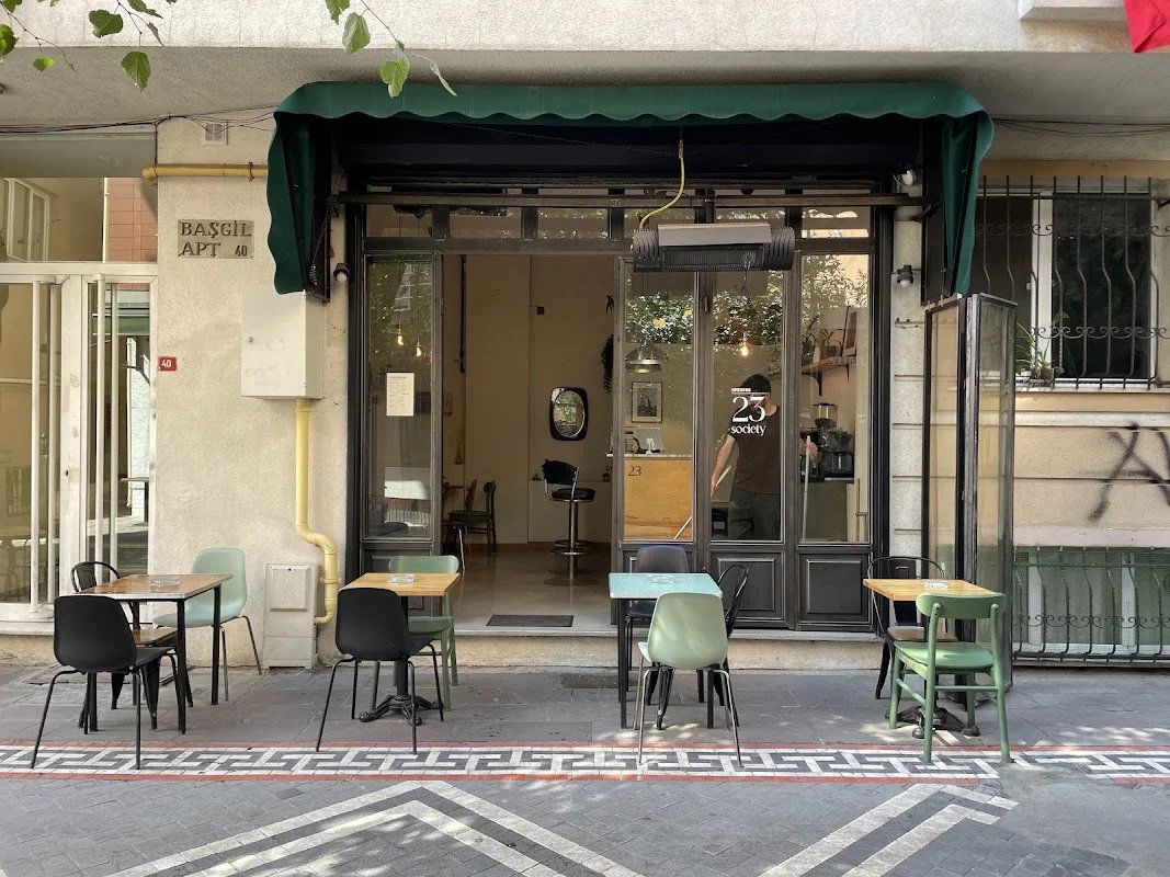 Supernormal Burger Moda, Restaurant in Istanbul