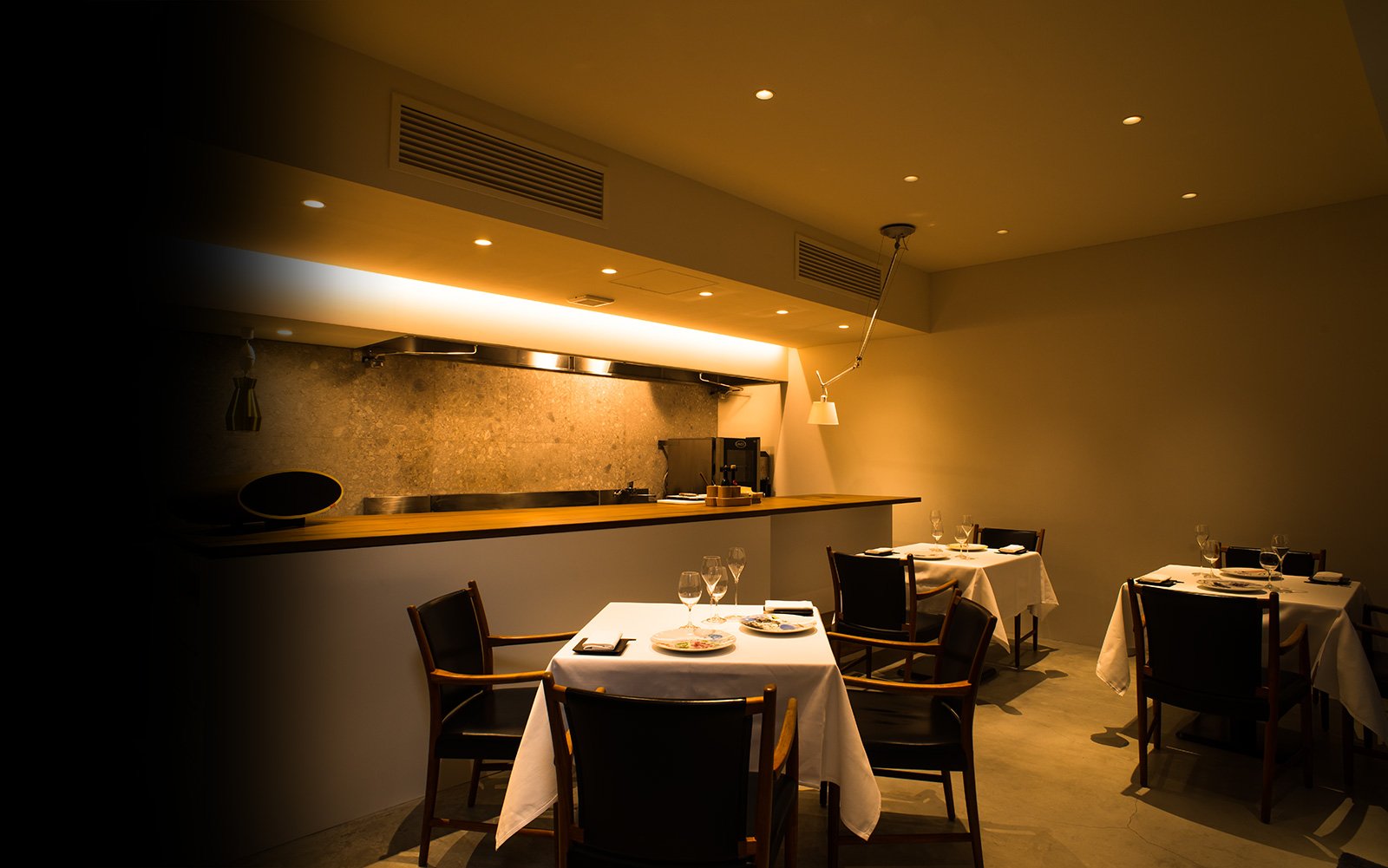 オガサワラ レストラン, Restaurant in Tokyo