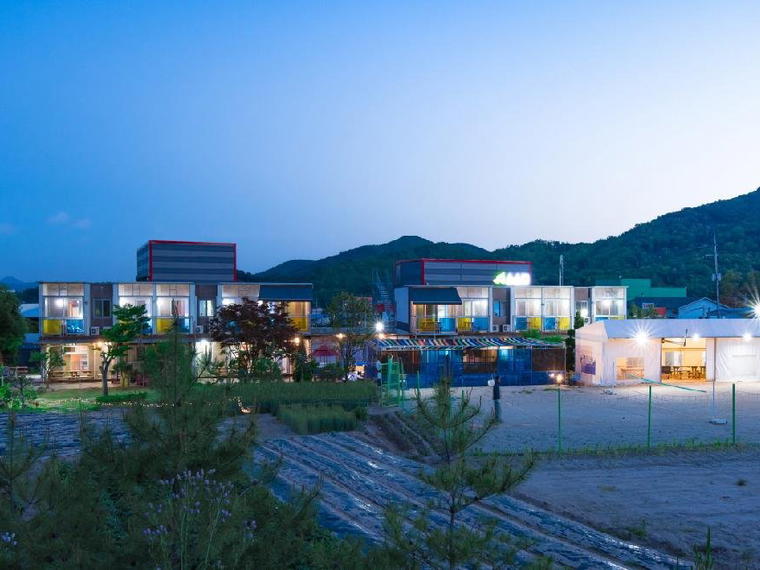 에버리움펜션, Cheoin, South Korea