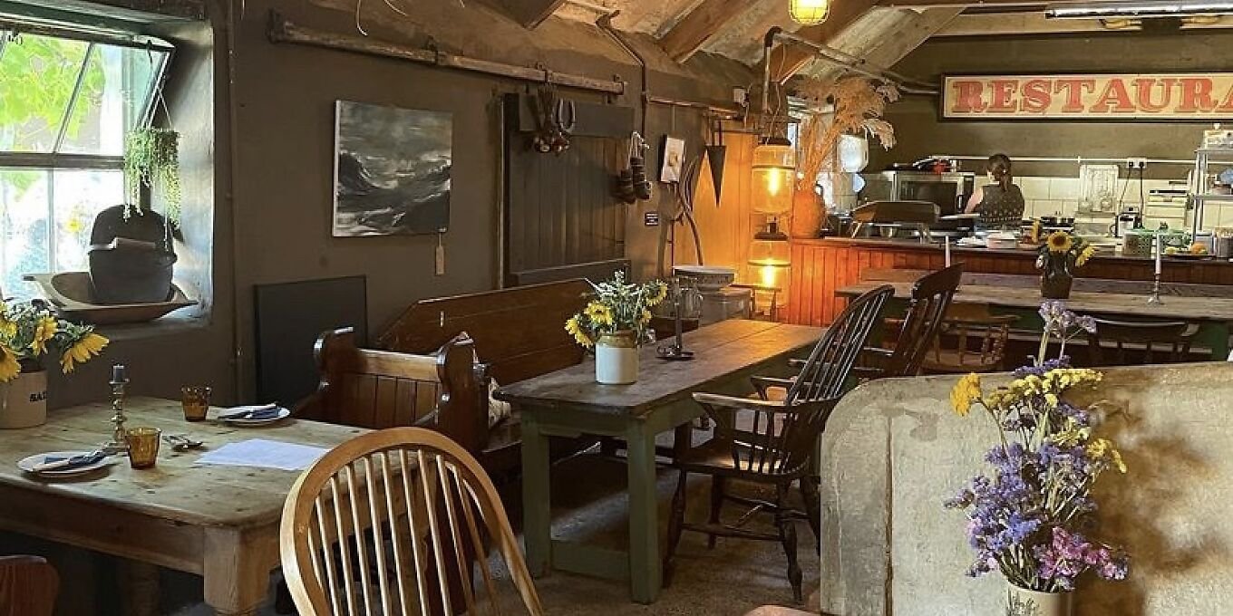 Paternoster Farm, Hundleton, United Kingdom