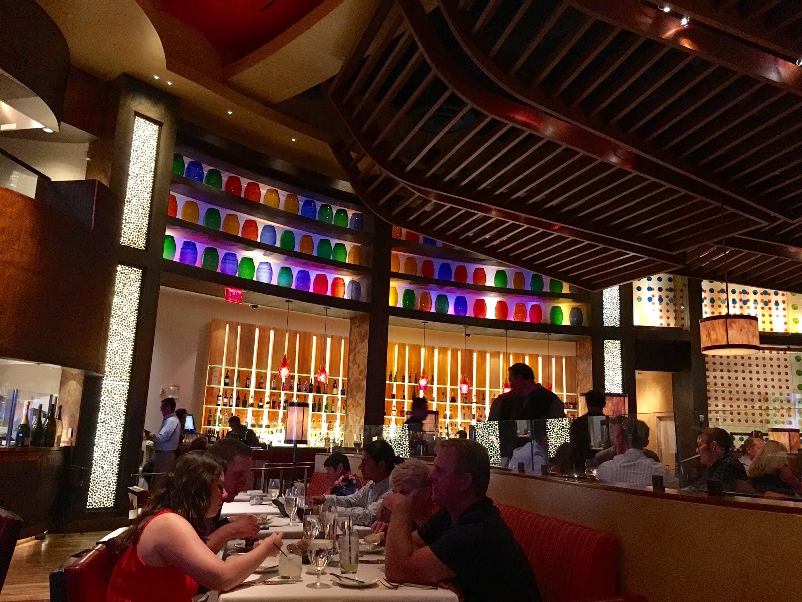 Mesa Grill, Restaurant in Paradise