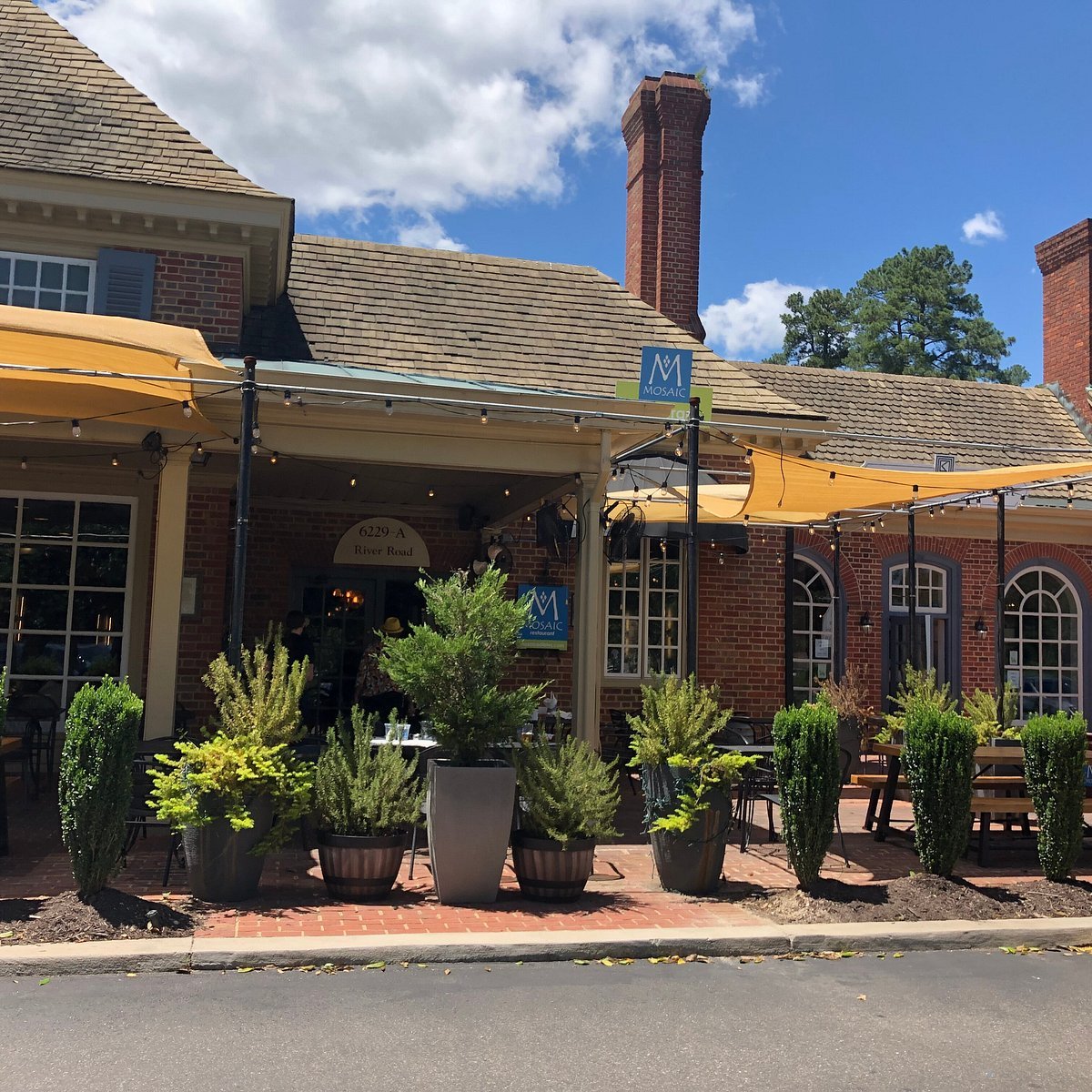 MOSAIC Restaurant, Henrico, United States