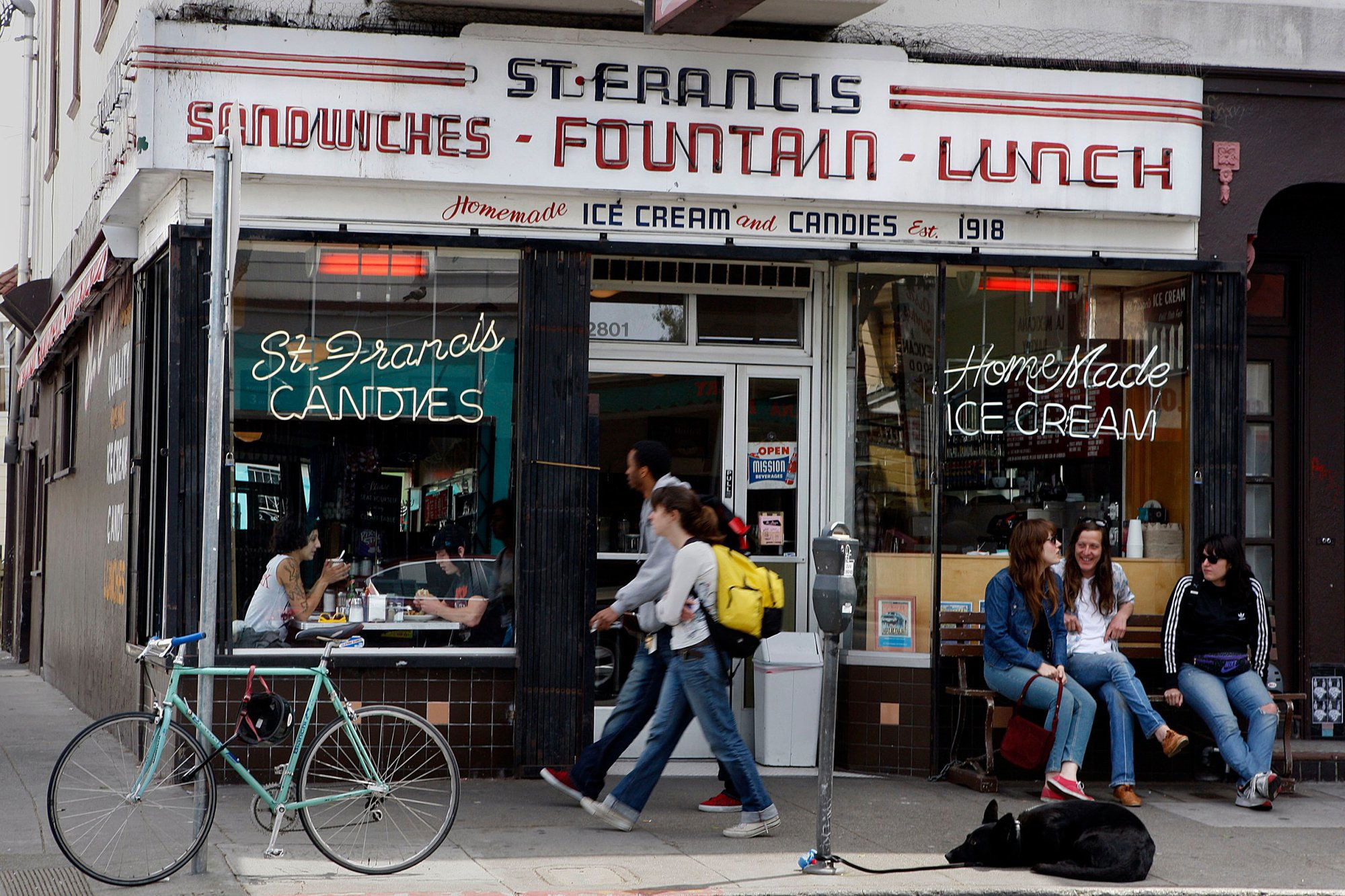 St. Francis Fountain, Restaurant in San Francisco