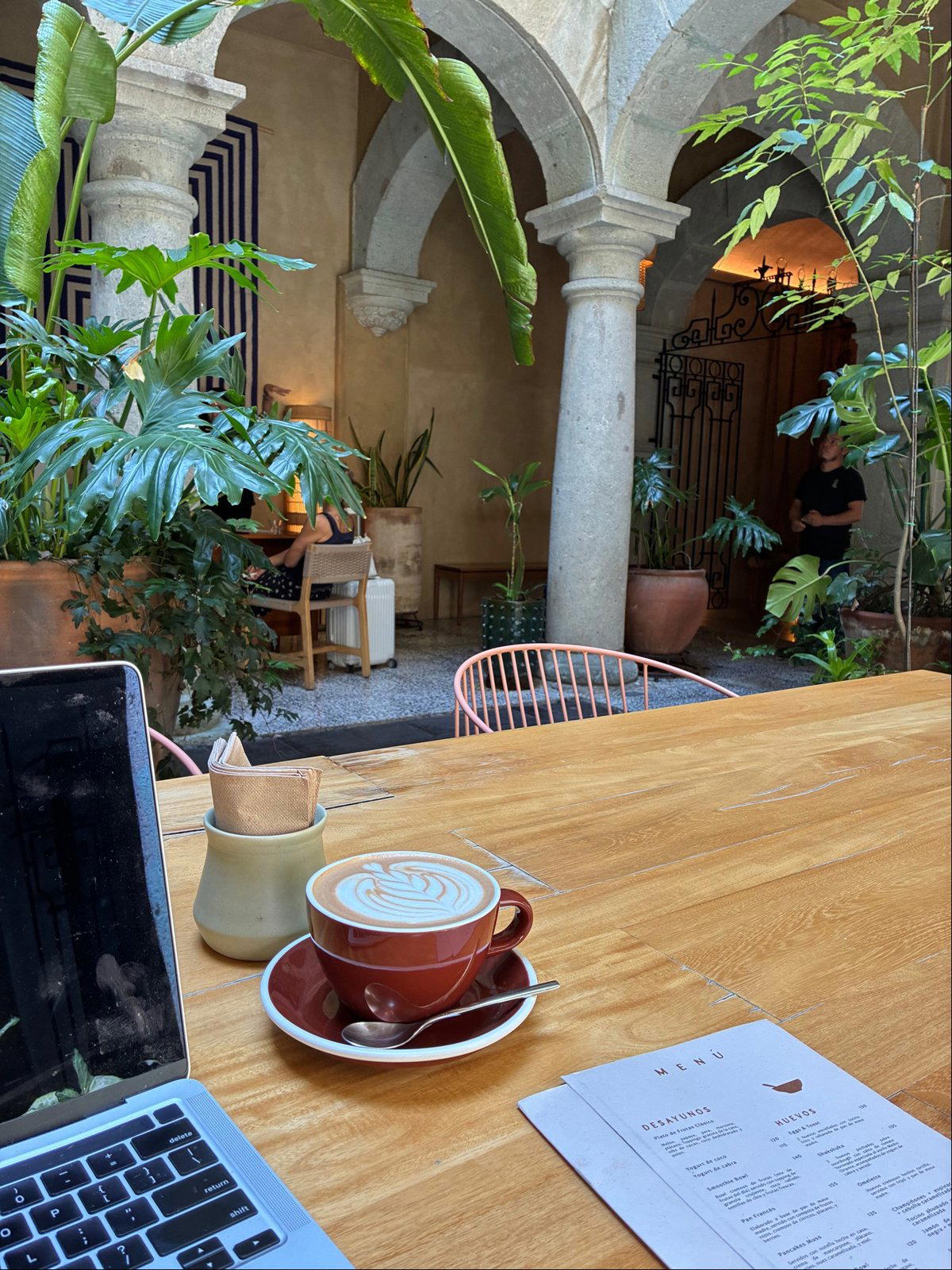 Muss Cafe restaurant in Oaxaca