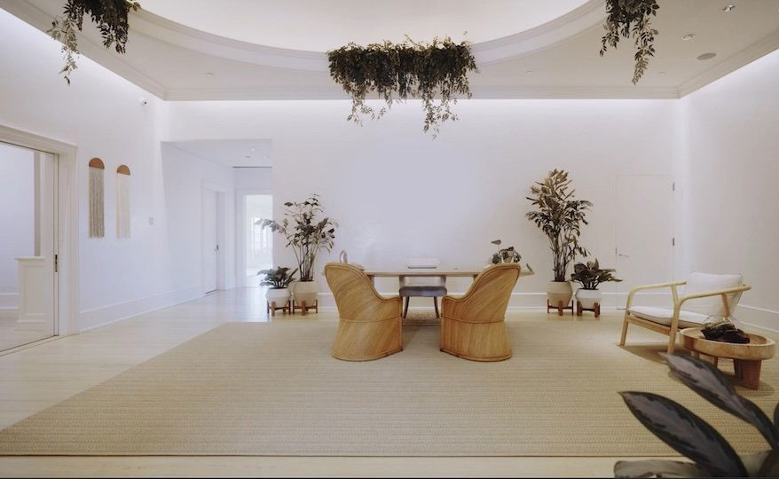 The Retreat, Restaurant in Washington