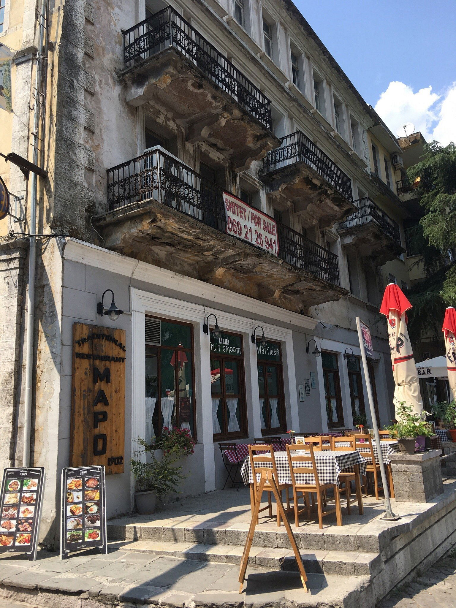 Mapo Restaurant, Restaurant in Gjirokastra