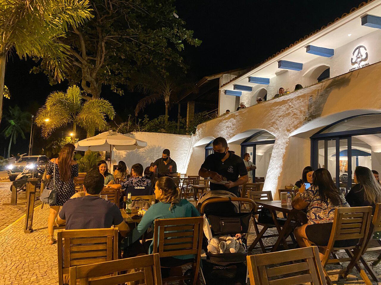 Arcos do Canal restaurant in Cabo Frio