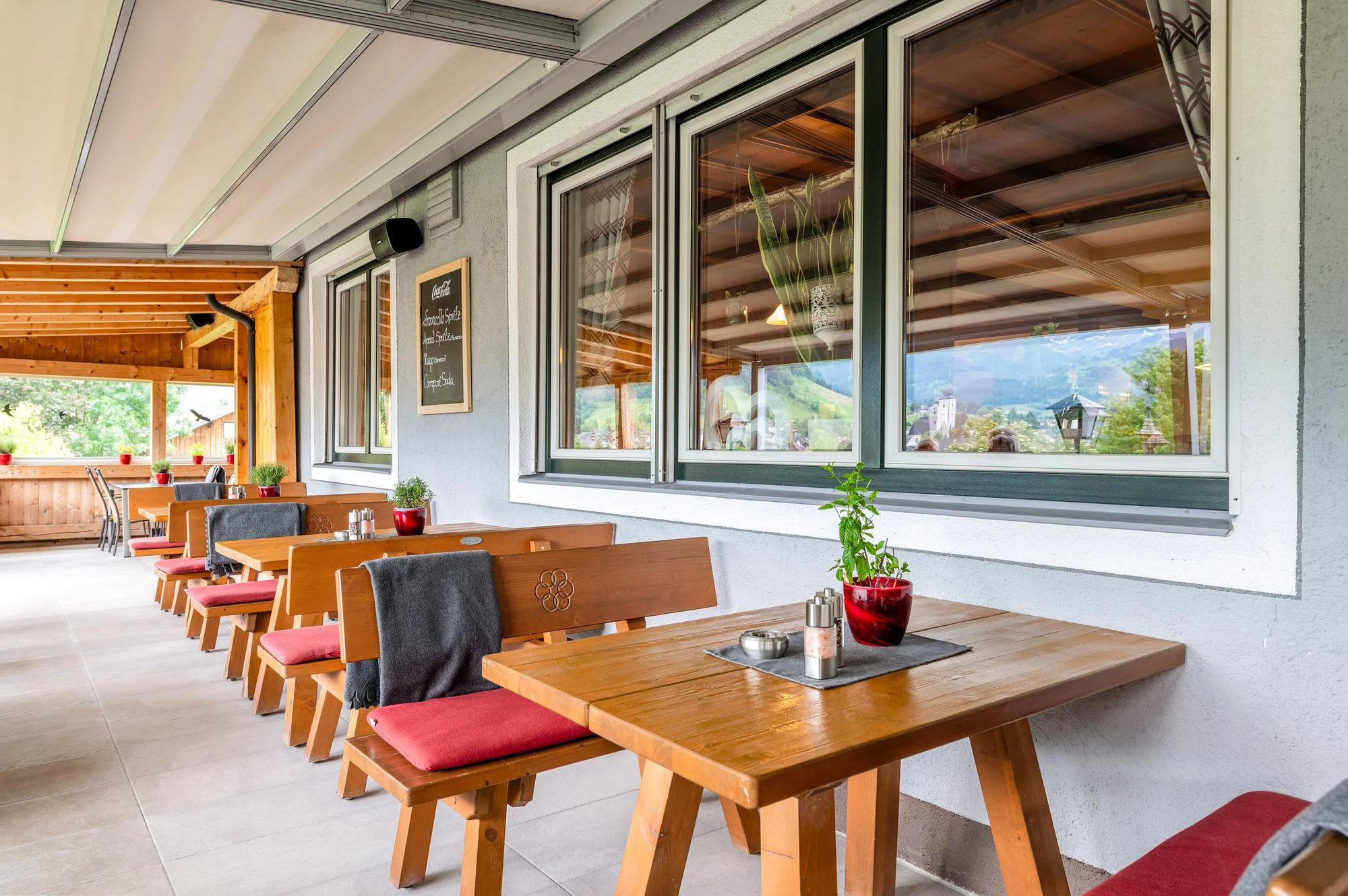 Simeterhütte restaurant in Grobming, Austria