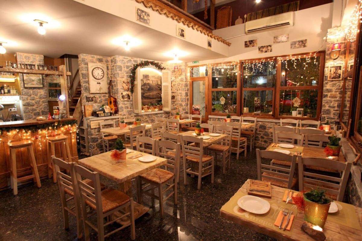 Ατίταμος restaurant in Athens, Greece