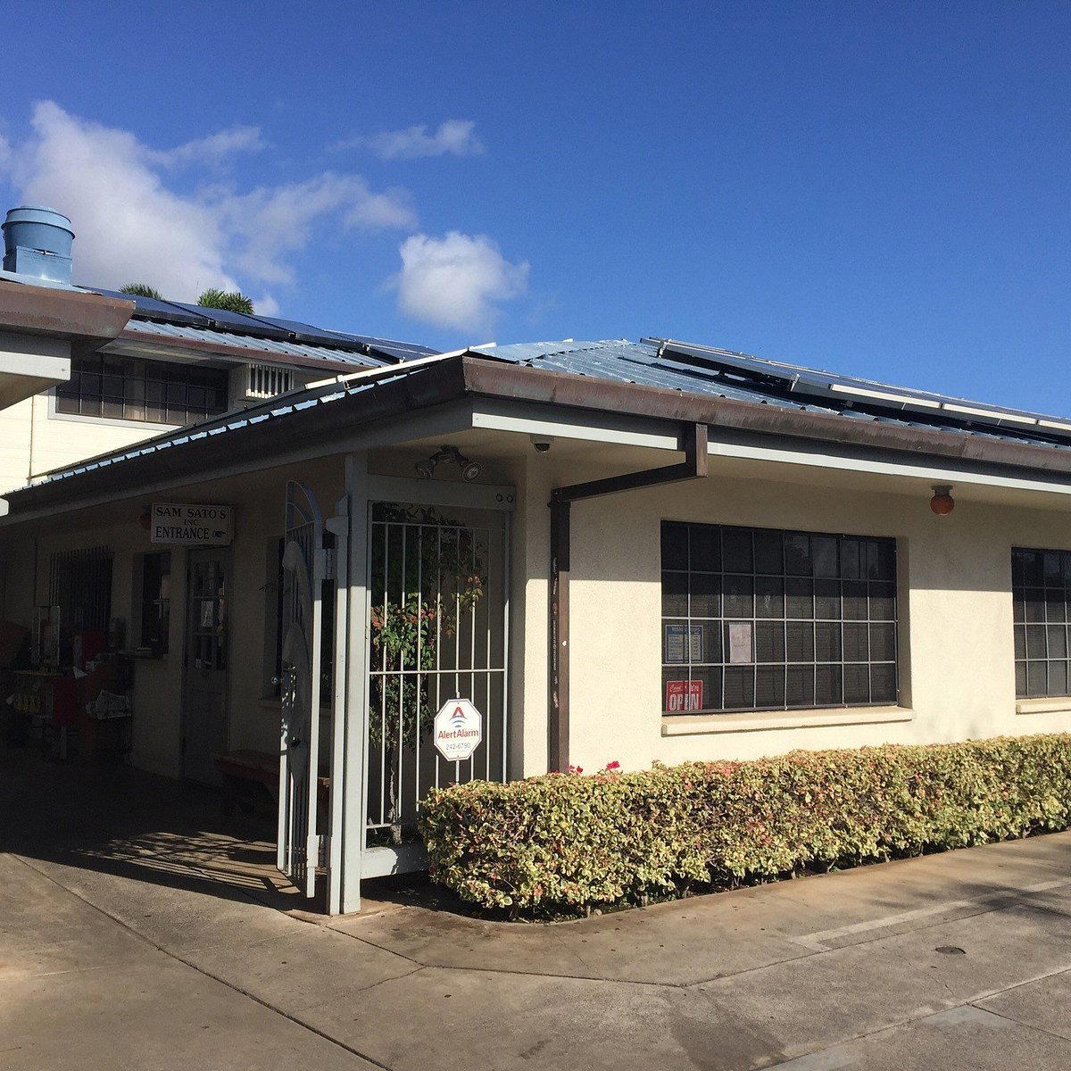 Sam Sato's restaurant in Wailuku, United States
