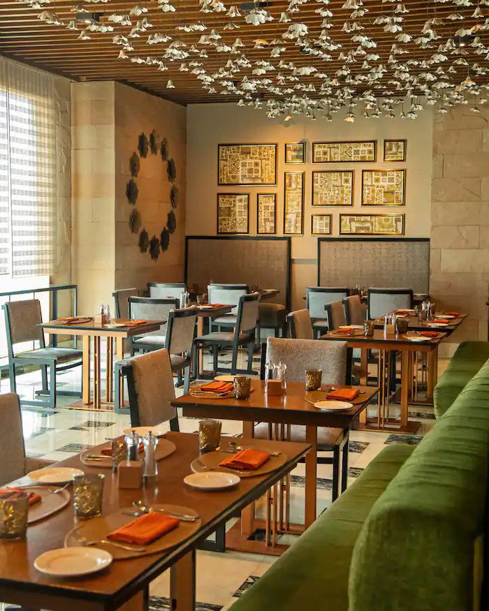 Seven Kitchens, Restaurant in Mumbai