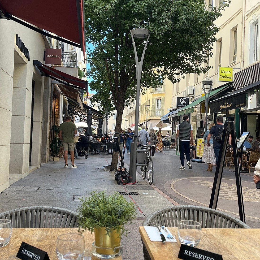 Le Grain de Sel restaurant in Cannes, France