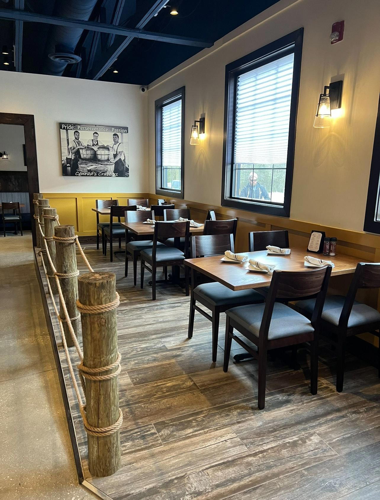 Conrad's Seafood Restaurant restaurant in Nottingham, United States