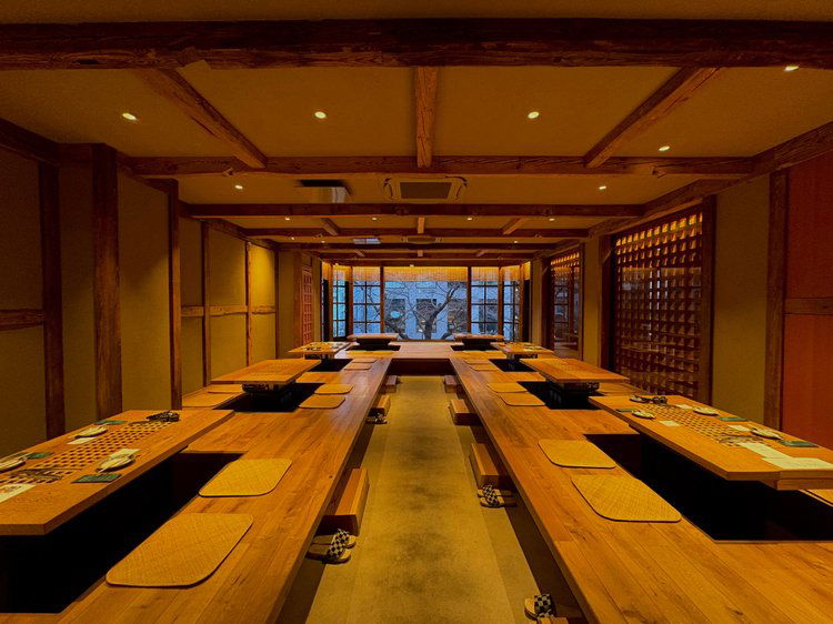 Toriyaki to Torinabe Kakoi, Restaurant in Tokyo