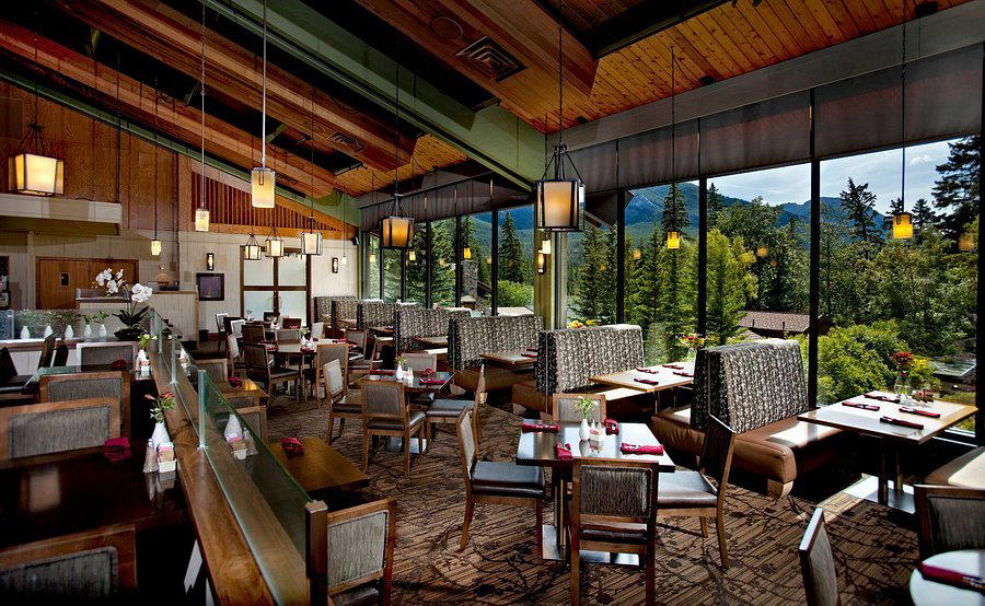 Crave restaurant in Banff