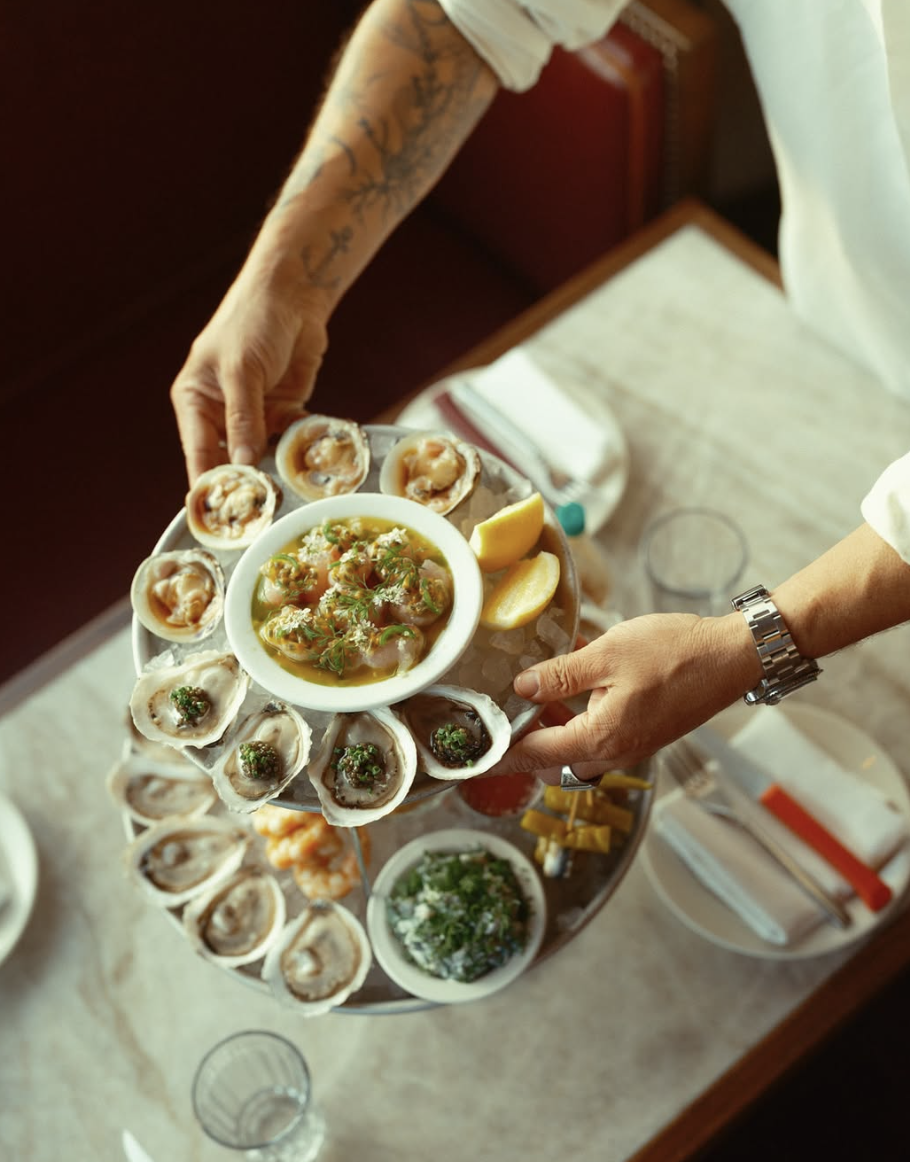 Queen St. Raw Bar & Grill, Restaurant in Los Angeles