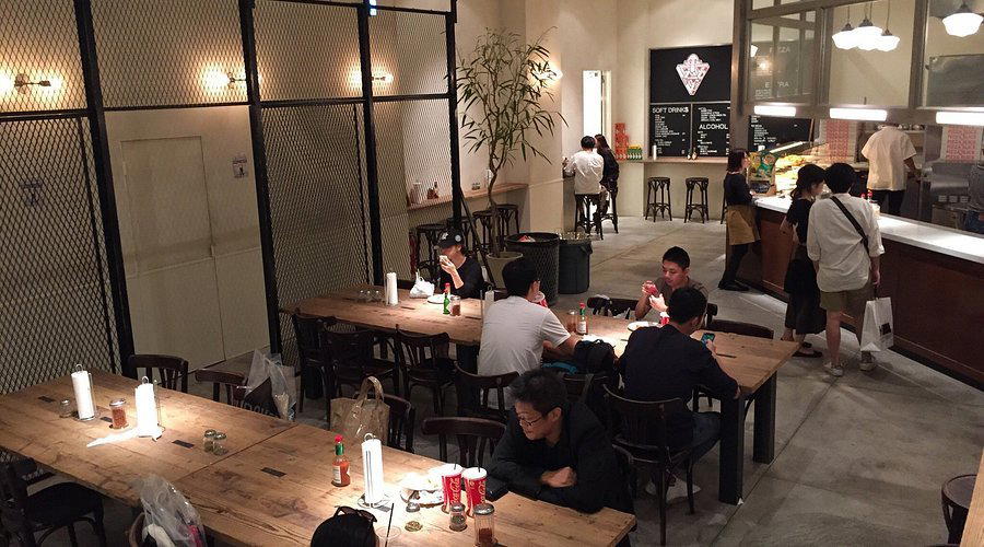 PIZZA SLICE restaurant in Tokyo, Japan