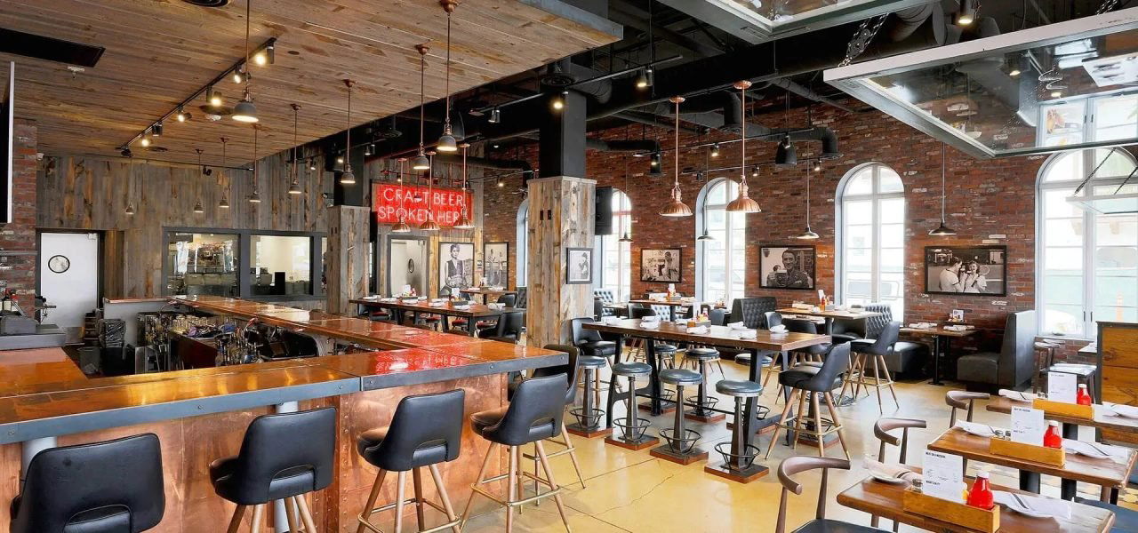 Finney's Crafthouse & Kitchen, Restaurant in Santa Barbara