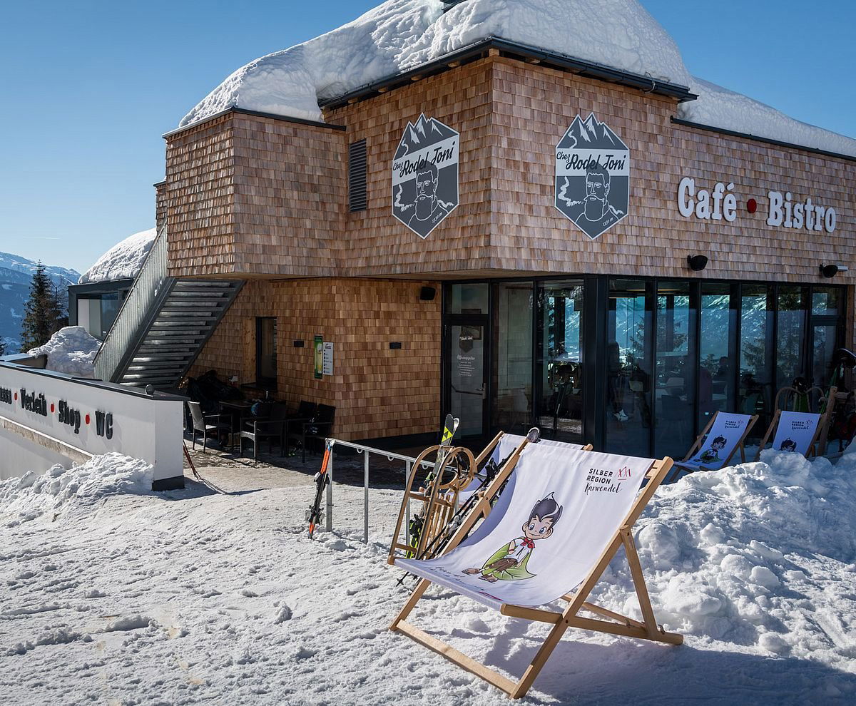 Rodeltoni, Restaurant in Pill