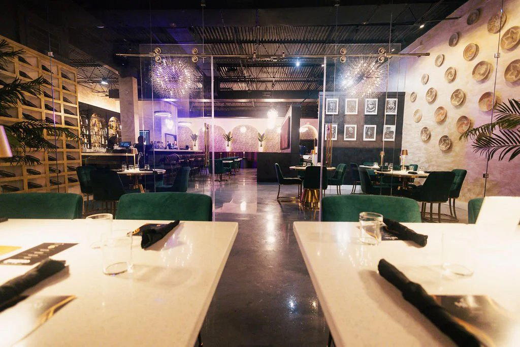Rhay's restaurant in Houston, United States